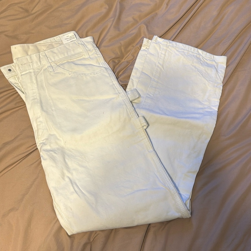 Men’s white cargo pants.  Brand new and Dickies brand.  Size 32/30.  NEVER WORN